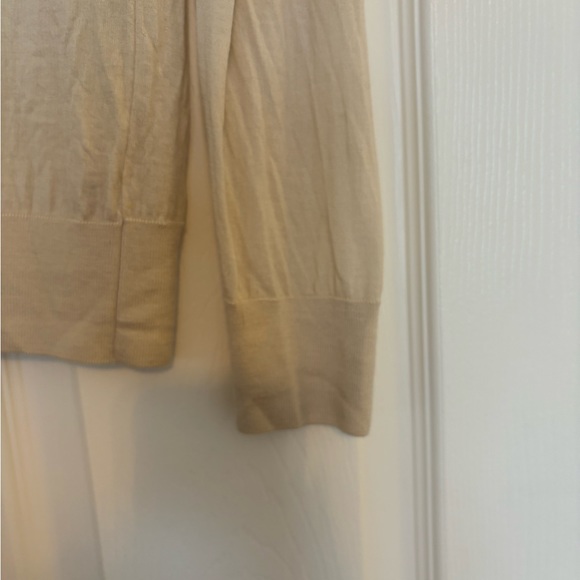 Prada ivory v neck sweater - Picture 5 of 7